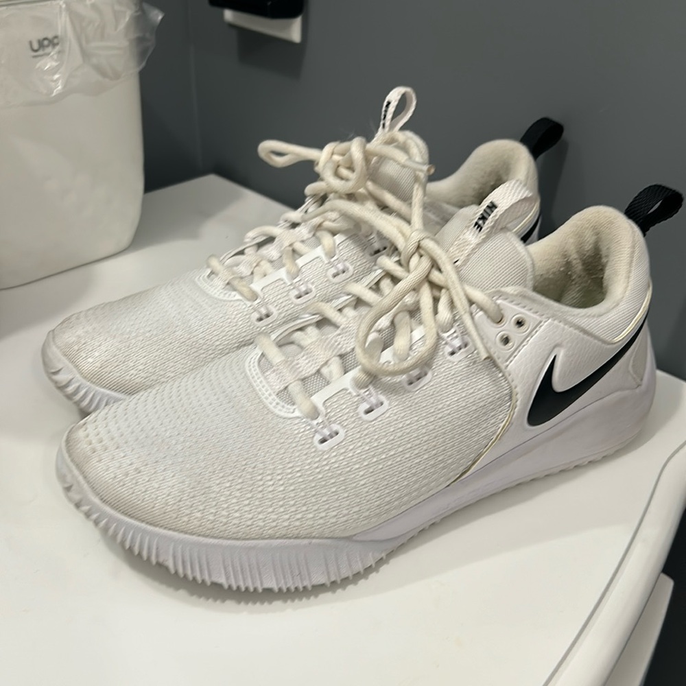 Women’s Nike Volleyball Shoes Size 9